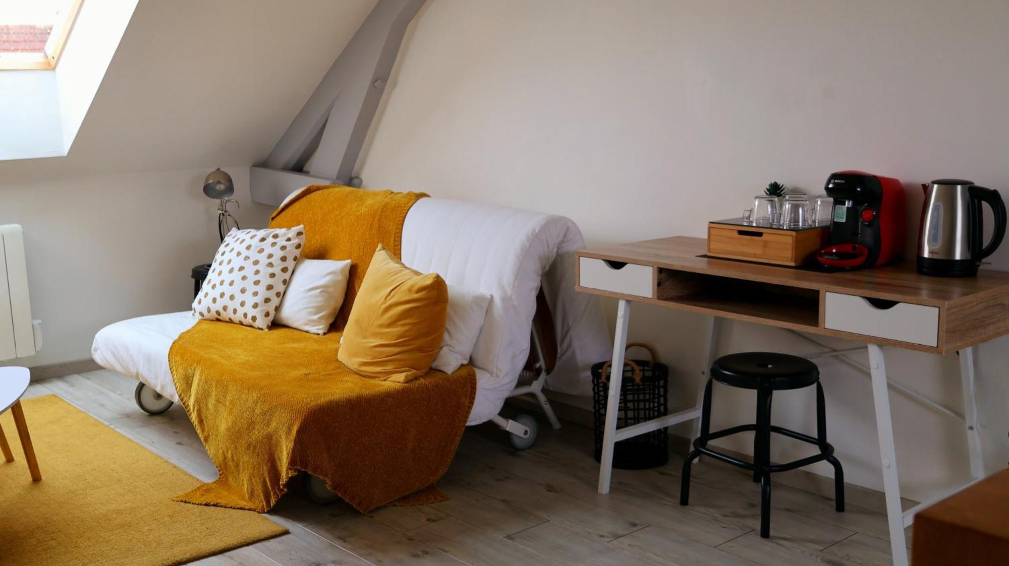 Apartment Les Nids De Montlucon