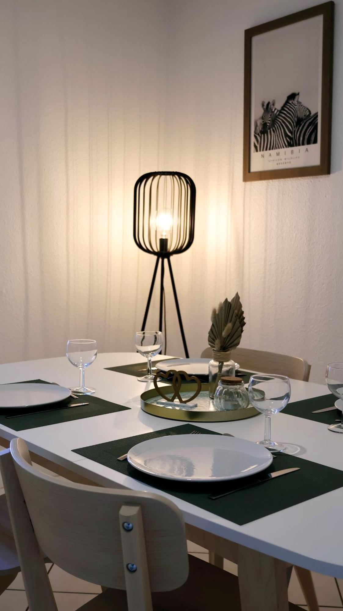 Les Nids De Apartment